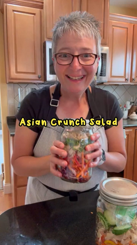 Asian Crunch Salad Jars (Your Perfect Grab-and-Go Meal Prep Lunch!)