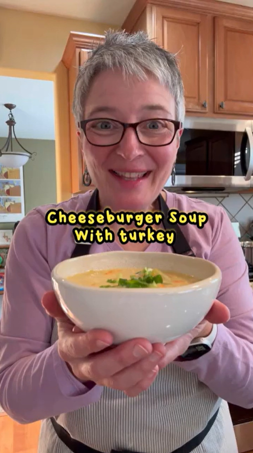 Lightened-Up Cheeseburger Soup (Creamy, Cozy & Freezer-Friendly!)