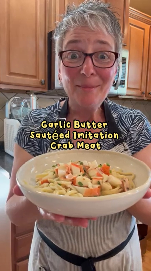 Garlic Butter Sauteed Imitation Crab Meat & Pasta in the Stainless Steel Cookware (A Quick & Easy Pantry Meal)