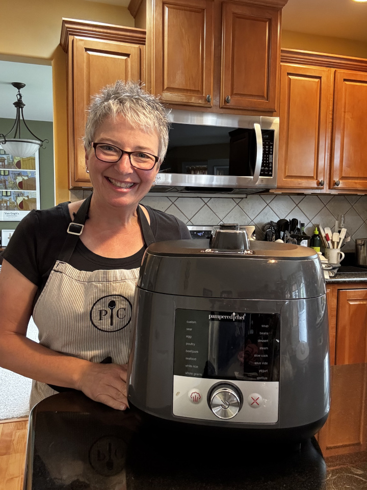 Why the Pampered Chef Deluxe Multi-Cooker (Pressure Cooker) Is One of My Favorite Kitchen Tools