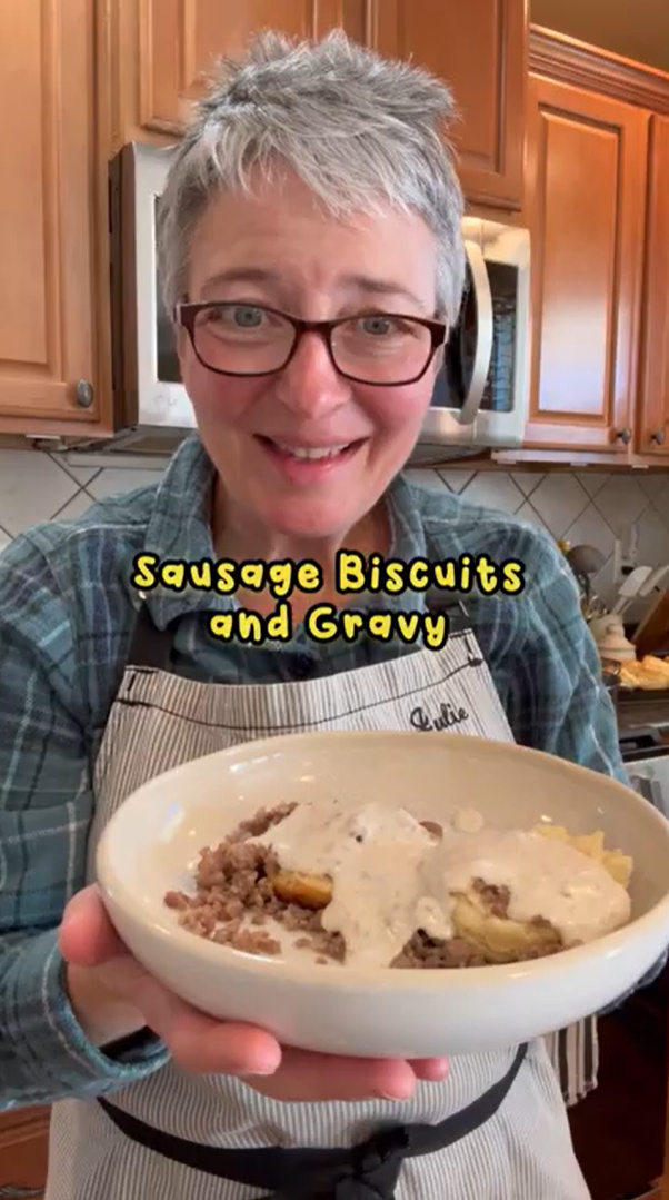 Sausage Biscuits & Gravy in the Deluxe Cooking Blender (Comfort Food Made Easy!)